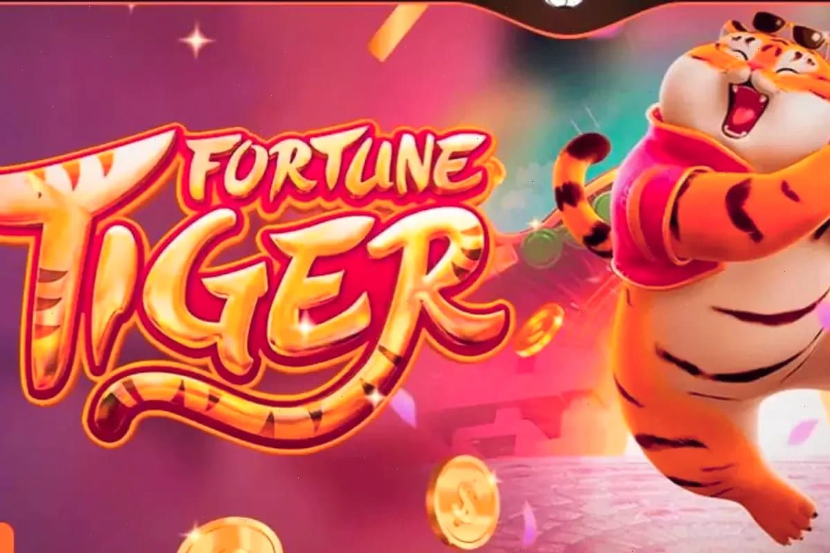 PKPK00 Poker Table ကတ်ဂိမ်း Myanmar ကစားသမားများ MMK ဖြင့် ကစားနေသောပုံ